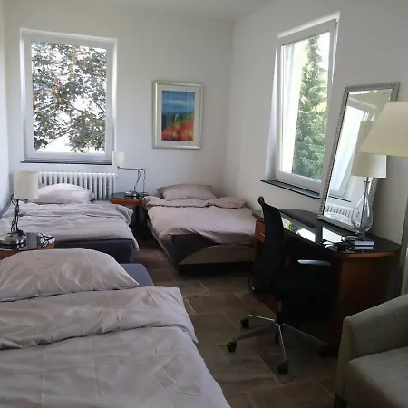 Gastehaus Naher Porsche Fabrik Zimmer/room 22 Vakantiehuis Stuttgart